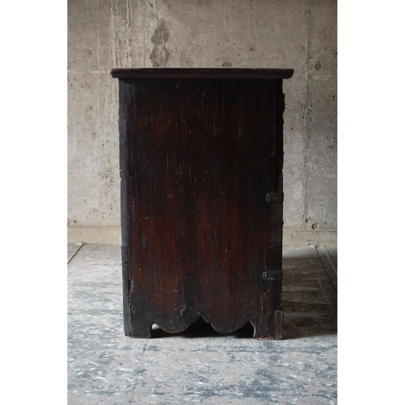 バンダジ 李朝家具 | SOWGEN