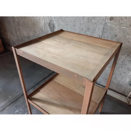鉄枠棚