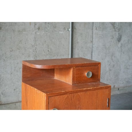 サイドチェスト　Side chest