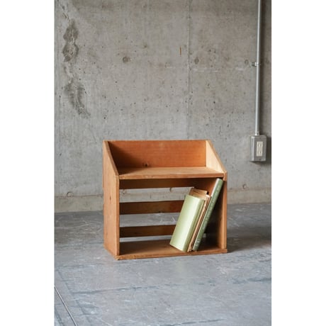 本立て Book stand