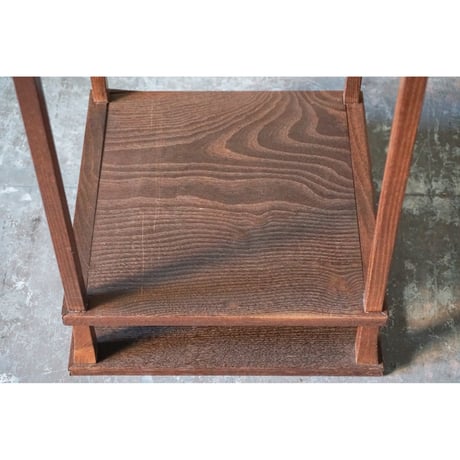 花台 Wooden stand
