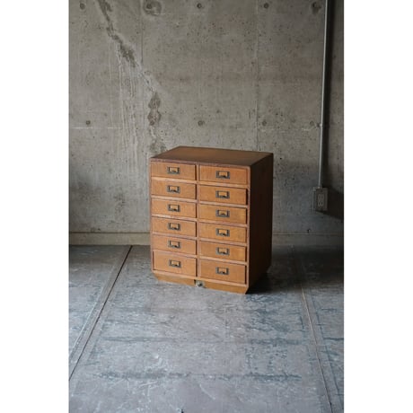 引き出し棚 Drawer