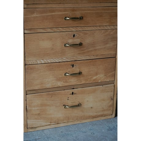 引き出し棚 Drawer