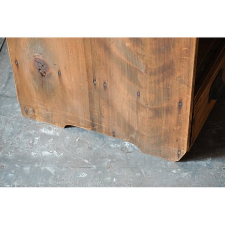 収納棚　Wooden shelf
