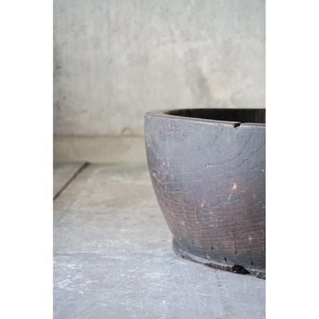 木鉢 Wooden bowl