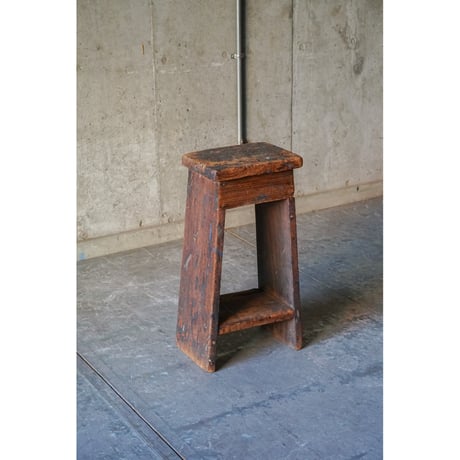 台 Wooden stand