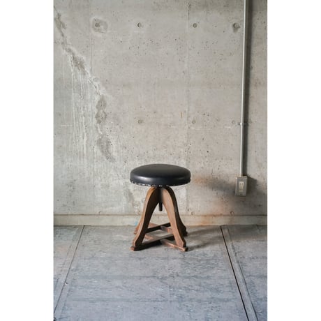 回転スツール　Stool
