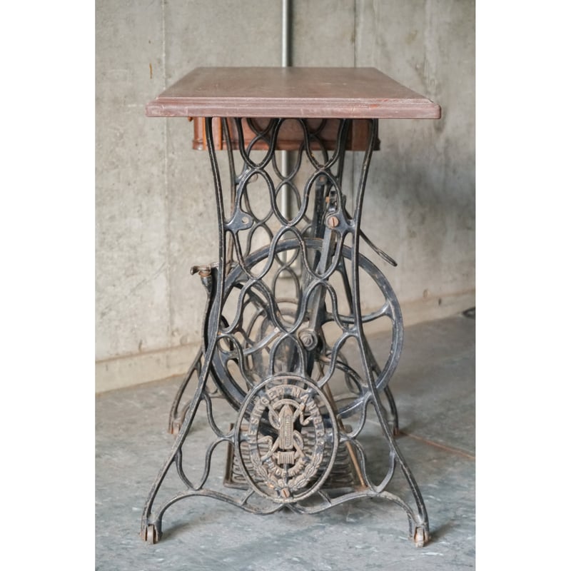 ミシン脚テーブル | SOWGEN