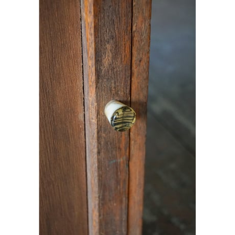 戸棚　Wooden shelf