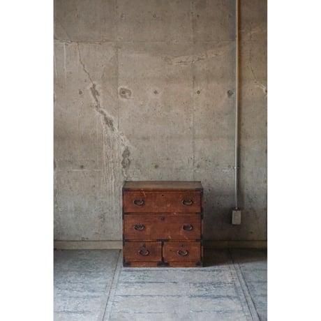 引き出し棚　Drawer