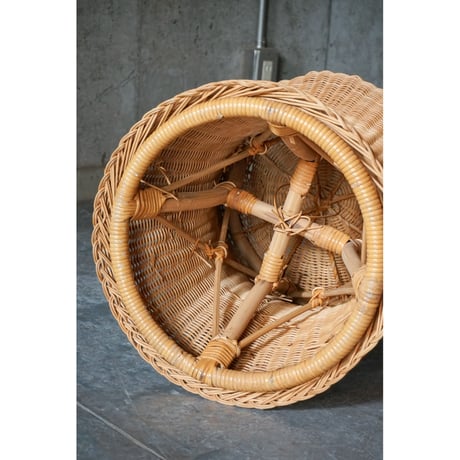ラタンスツール　Stool