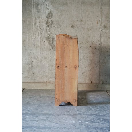 棚 Wooden shelf