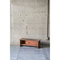 台　Wooden stand