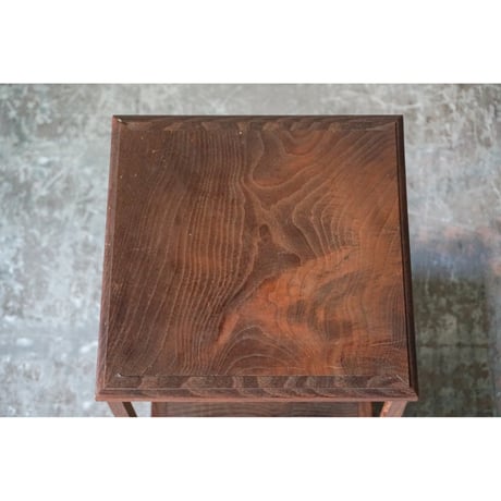 花台 Wooden stand