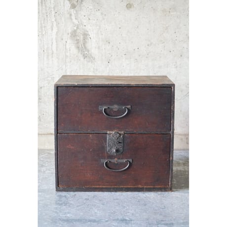 引き出し棚　Drawer