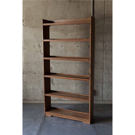 古い木製の楔棚 本棚 楔 | 古家具,棚類 | R-select