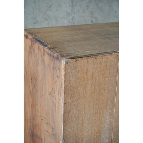 引き出し棚 Drawer