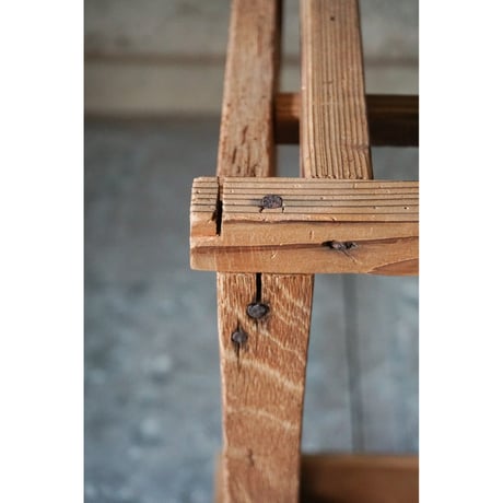 木製スタンド　Wooden stand