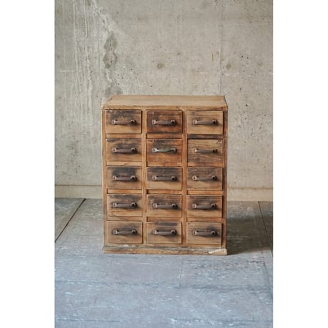 引き出し棚 Drawer