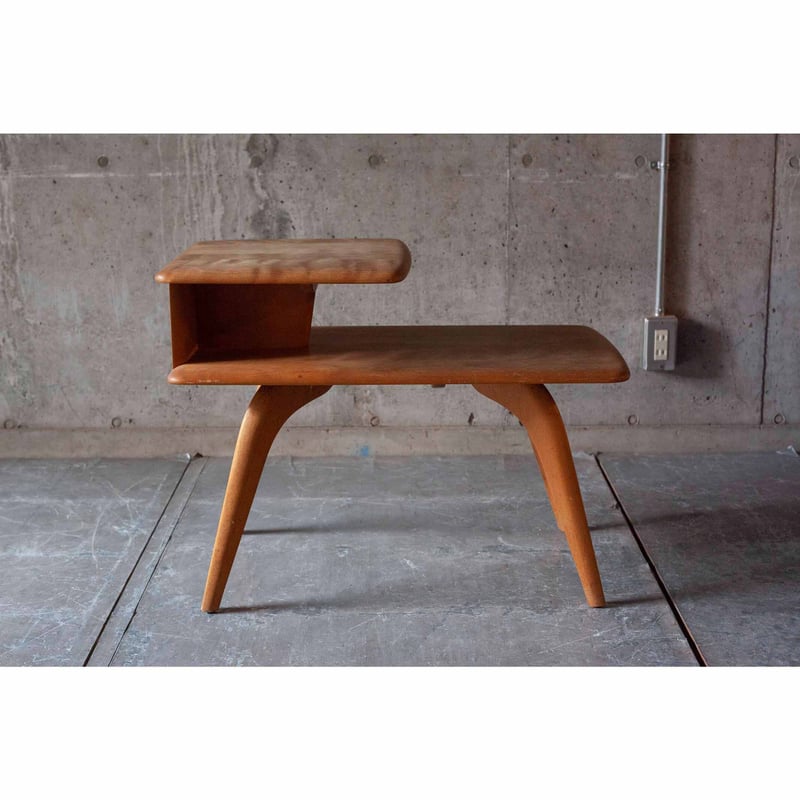 Heywood Wakefield 社製の刻印付きサイドテーブル HEYWOOD WAKEFIELD社 ステップエンドテーブル | SOWGEN