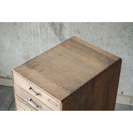 引き出し棚 Drawer