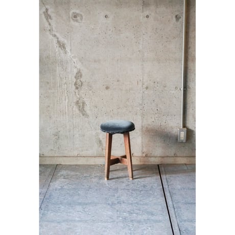 スツール　Stool