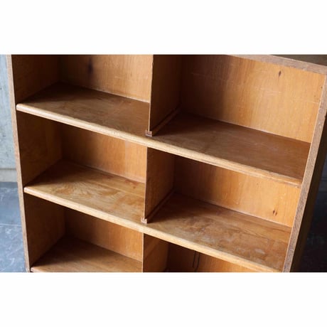 図書館の棚