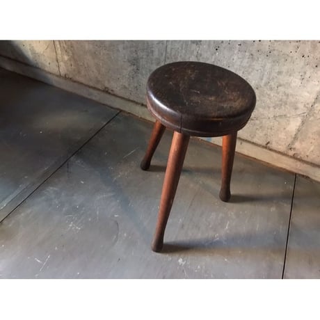 Denmark 三本脚スツール