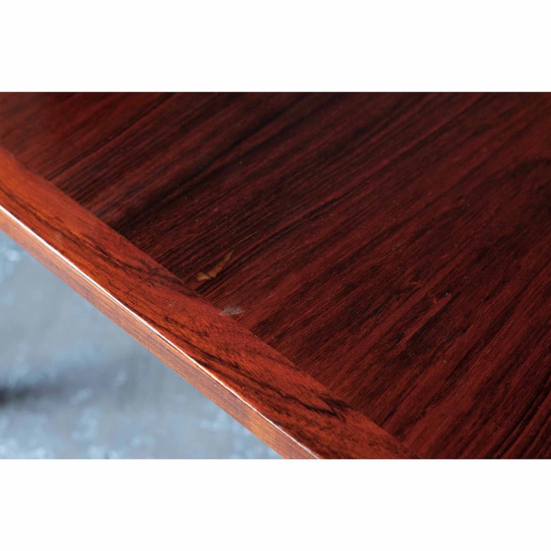 Denmark ネストテーブル | SOWGEN