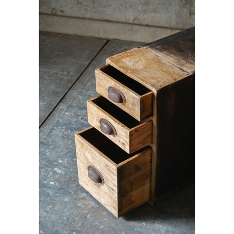 小引き出し　Drawer