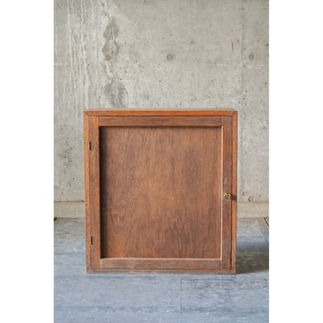戸棚　Wooden shelf