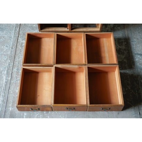 引き出し棚 Drawer