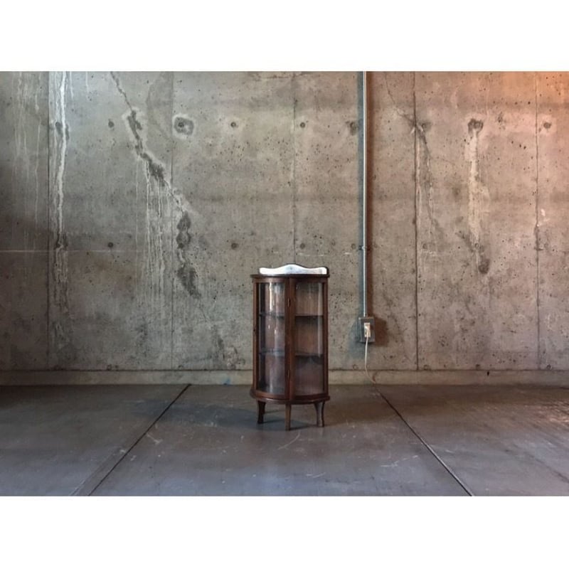 半円ガラスショーケース | SOWGEN