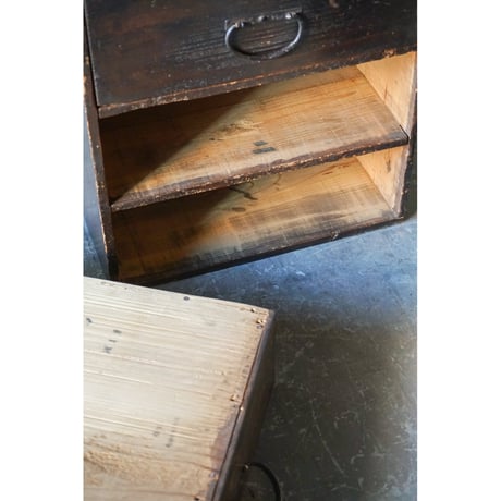引き出し棚 Drawer