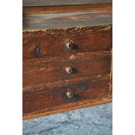 引き出し棚 Drawer