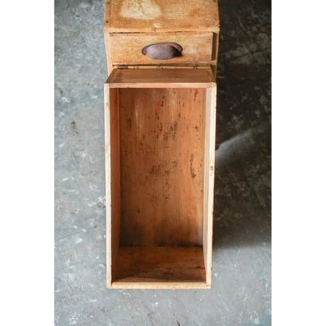 小引き出し　Drawer