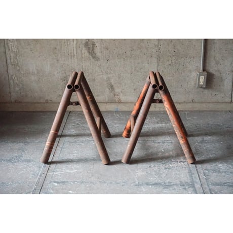 作業馬 Iron legs
