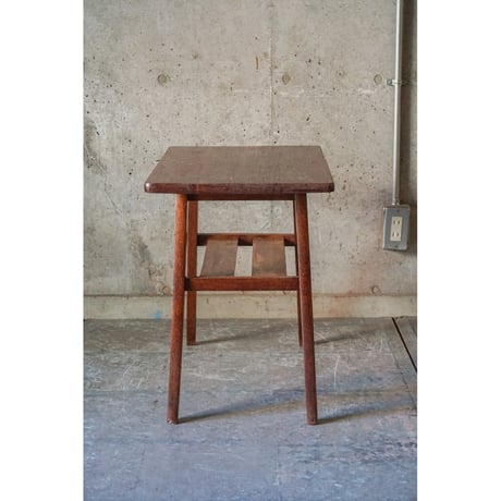 サイドテーブル　Side table