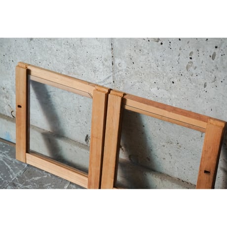 ガラス戸棚