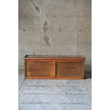 収納棚 Wooden shelf