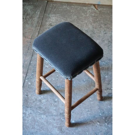 スツール　Stool