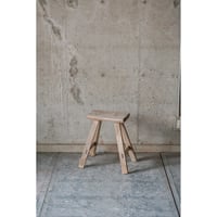 鞍掛 スツール　Wooden stand