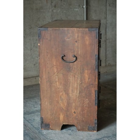 引き出し棚　Drawer