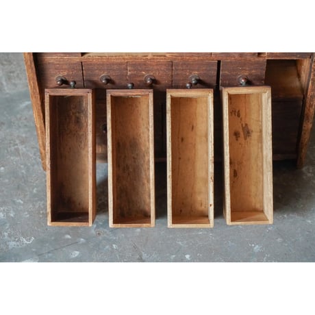 薬箪笥　Drawer