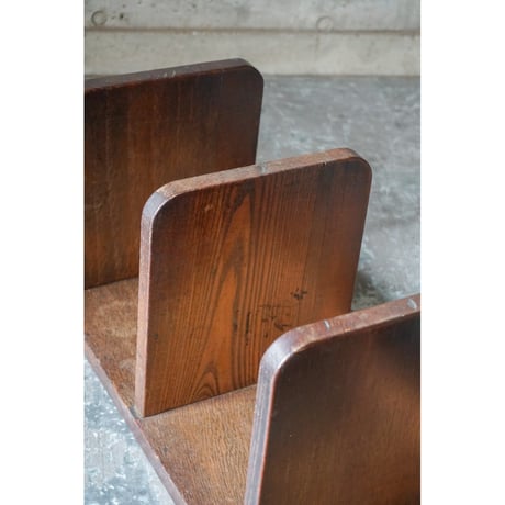 本立て Book stand