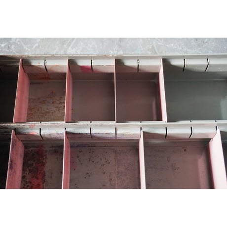 アイアンドロワーズ Iron drawer