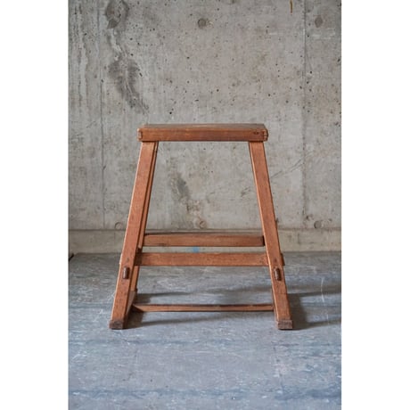 踏み台　Wooden stand