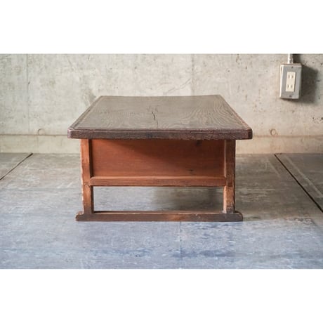 文机　Low table