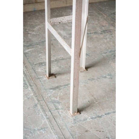 飾り台 Iron stand