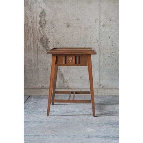 サイドテーブル Side table